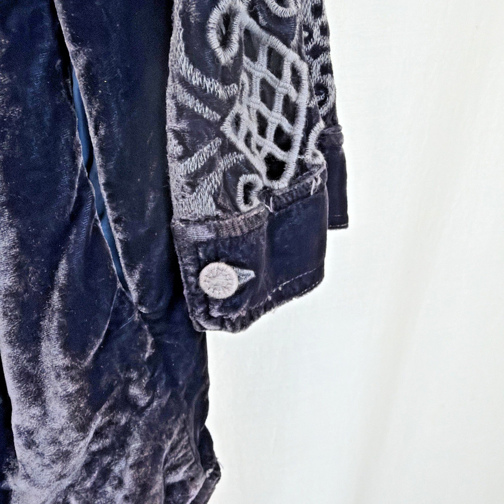 Johnny Was Velvet Cutout Drop Sleeve Tie Front Tunic Top #1365 Size XL - Picture 7 of 8